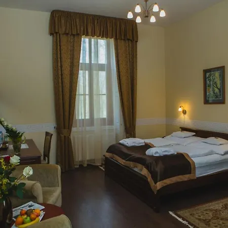 Отель Fonix Wellness Resort 2*