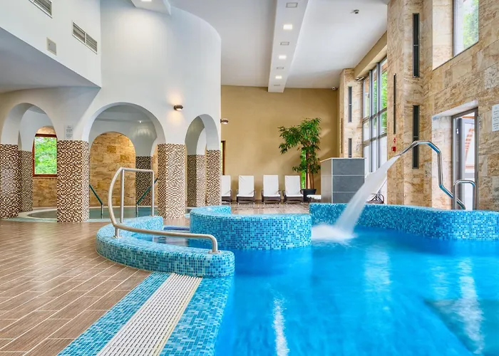 Fonix Wellness Hotel