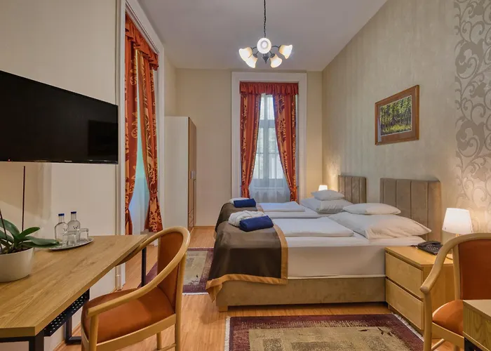 فندق Fonix Wellness 4*