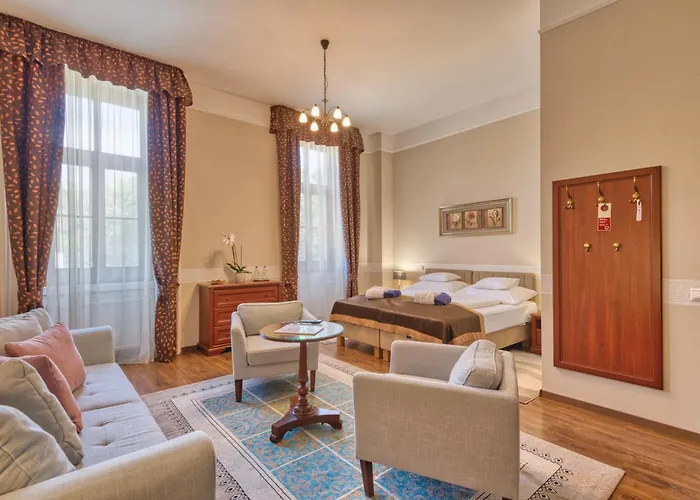 فندق Fonix Wellness Csitár