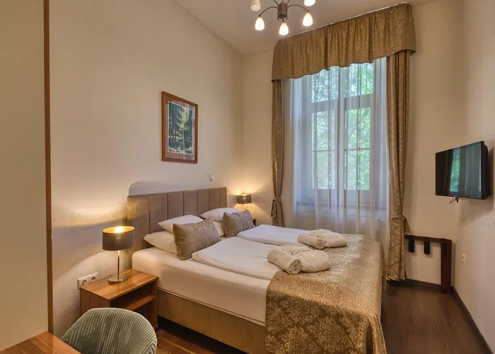 Отель Fonix Wellness Resort Csitar
