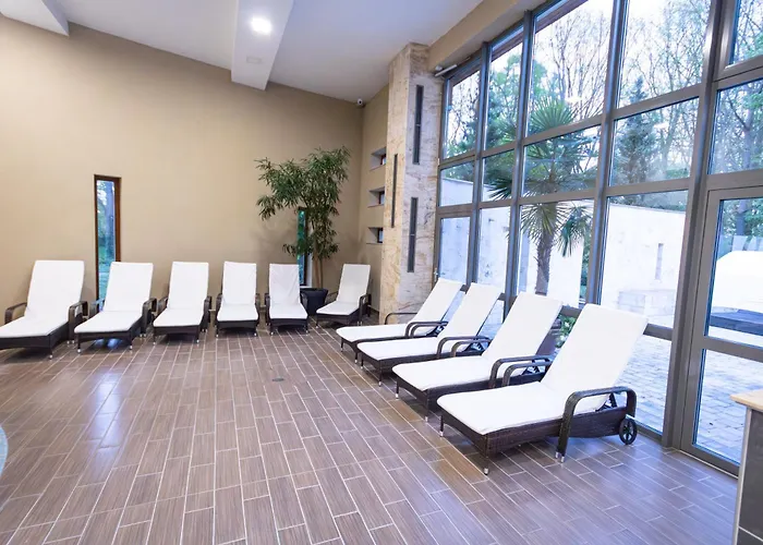 Fonix Wellness Resort Отель Csitar