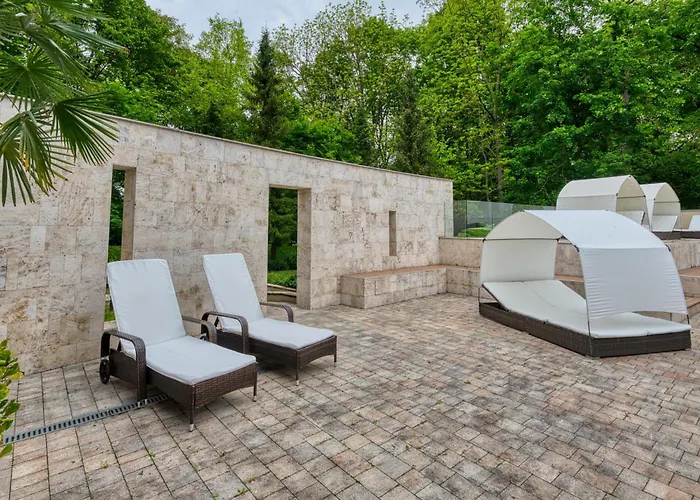Отель Fonix Wellness Resort Csitar